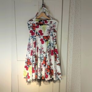 🤍 Hearts And Roses Floral Strapless Dress with Black Tulle